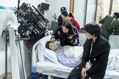 东极日出剧照的剧照