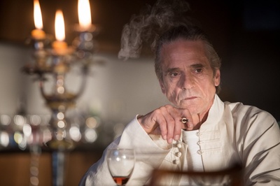 摩天大楼剧照的剧照