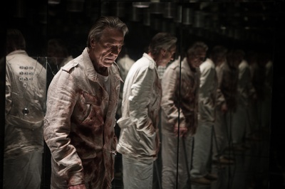 摩天大楼剧照的剧照