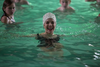 摩天大楼剧照的剧照