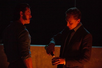 摩天大楼剧照的剧照