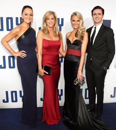 奋斗的乔伊剧照的剧照