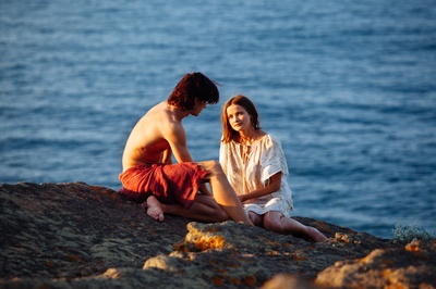 他是龙剧照的剧照