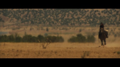 拿起枪的简剧照的剧照