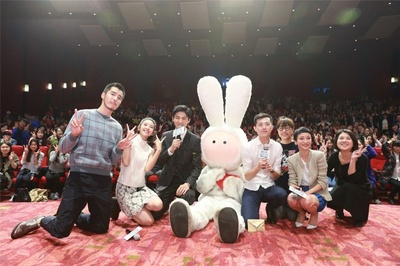 陪安东尼度过漫长岁月剧照的剧照