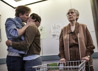 抱紧他剧照的剧照