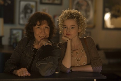 与外婆同行剧照的剧照