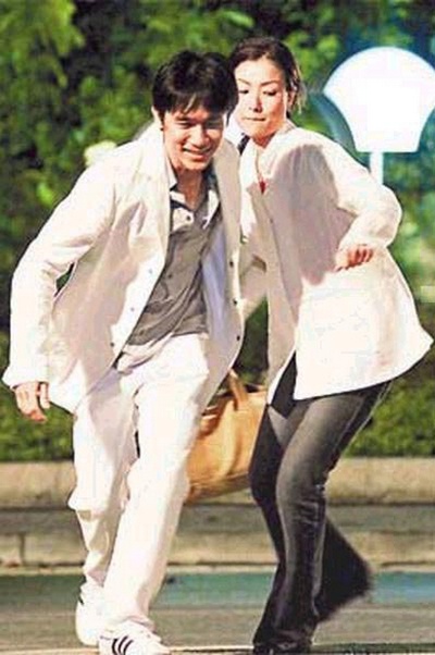 同居蜜友剧照的剧照