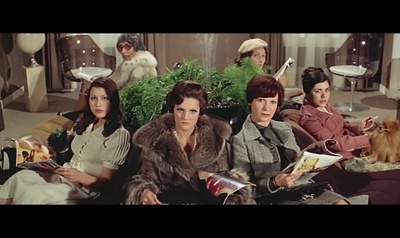 致命的女性剧照的剧照