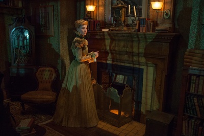 猩红山峰剧照的剧照