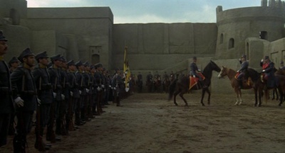 鞑靼人的荒漠剧照的剧照