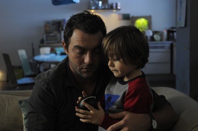 收养剧照的剧照