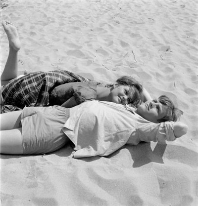 手提箱女郎剧照的剧照