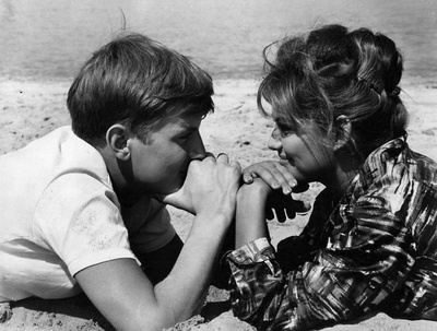 手提箱女郎剧照的剧照