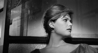 手提箱女郎剧照的剧照