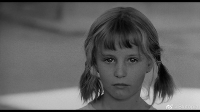 圣力三重奏剧照的剧照