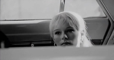 圣力三重奏剧照的剧照