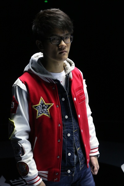 荆棘之路剧照的剧照