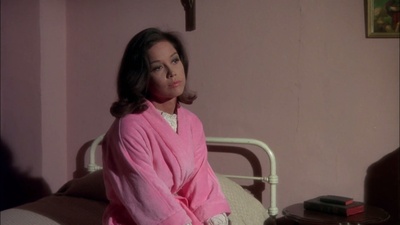 修女变身剧照的剧照