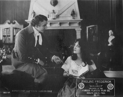 奥德丽剧照的剧照