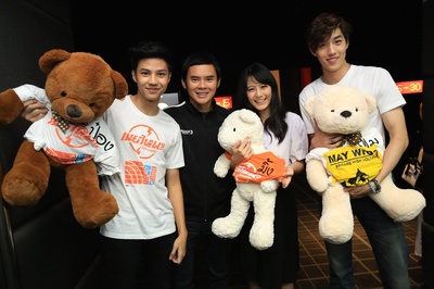 电击女孩剧照的剧照