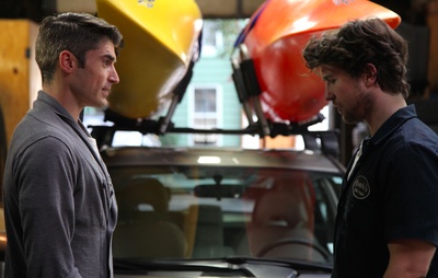 出柜第4格剧照的剧照