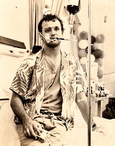 怪胎记者剧照的剧照