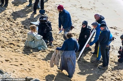 菊石剧照的剧照