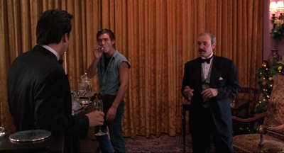 午夜善恶花园剧照的剧照