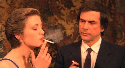 一个女人的身份证明剧照的剧照