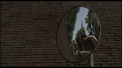 一个女人的身份证明剧照的剧照