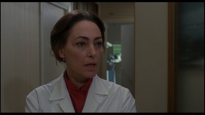 一个女人的身份证明剧照的剧照