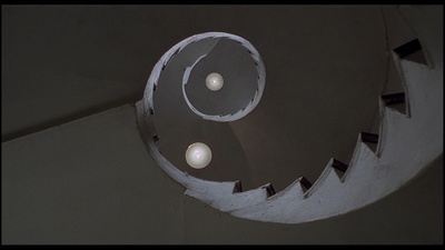 一个女人的身份证明剧照的剧照