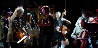 来自蒂姆·巴克利的问候剧照的剧照