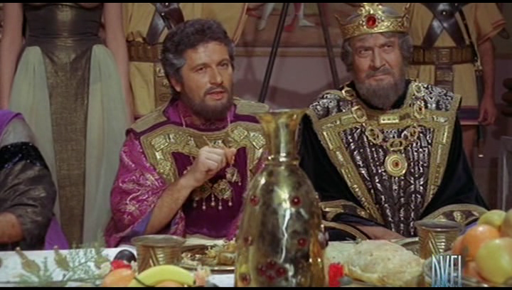 三个百夫长剧照的剧照