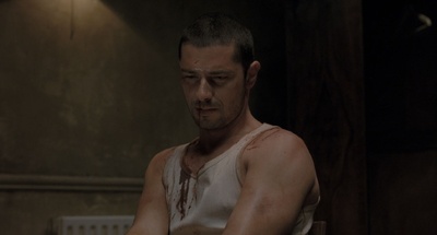 44英寸的胸围剧照的剧照