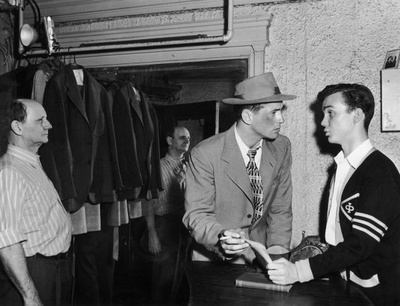 警探飞车剧照的剧照