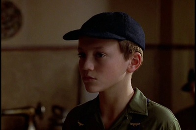 八月雪之谜剧照的剧照