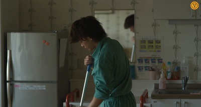 卫生间的圣母像剧照的剧照