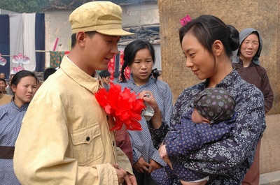 谁的眼泪在飞剧照的剧照