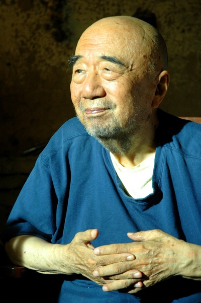 谁的眼泪在飞剧照的剧照