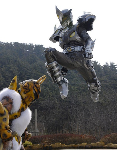 铠甲勇士之帝皇侠剧照的剧照