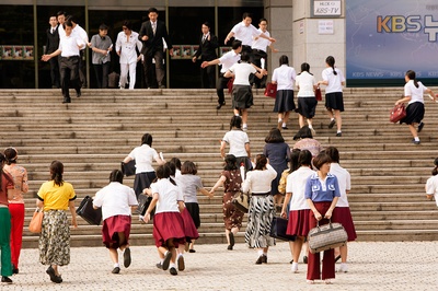 极秘搜查剧照的剧照