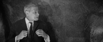 黑袍院长剧照的剧照