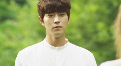 爱丽丝：从仙境来的少年剧照的剧照