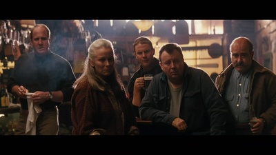 不一样的本能剧照的剧照