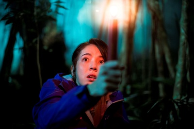 红衣小女孩剧照的剧照