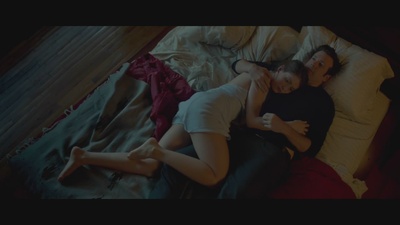 跟别人睡了剧照的剧照