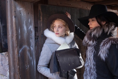 年轻的女王剧照的剧照