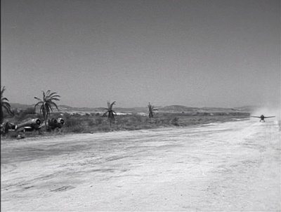 孤岛浴血战剧照的剧照